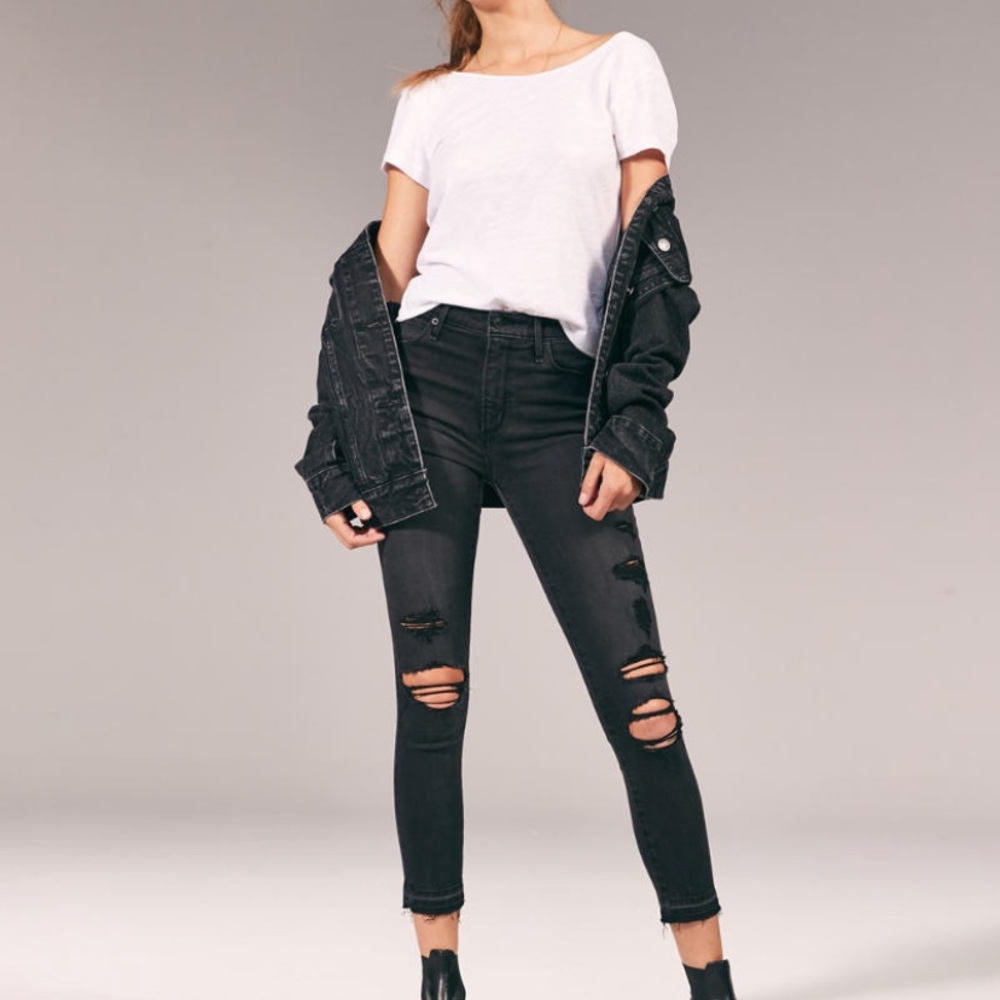 Simone High Rise Ankle Jeans